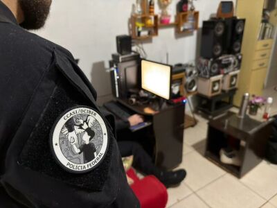 Imagem da notícia Homem é preso em flagrante durante operação da PF contra abuso sexual infantojuvenil em Água Clara